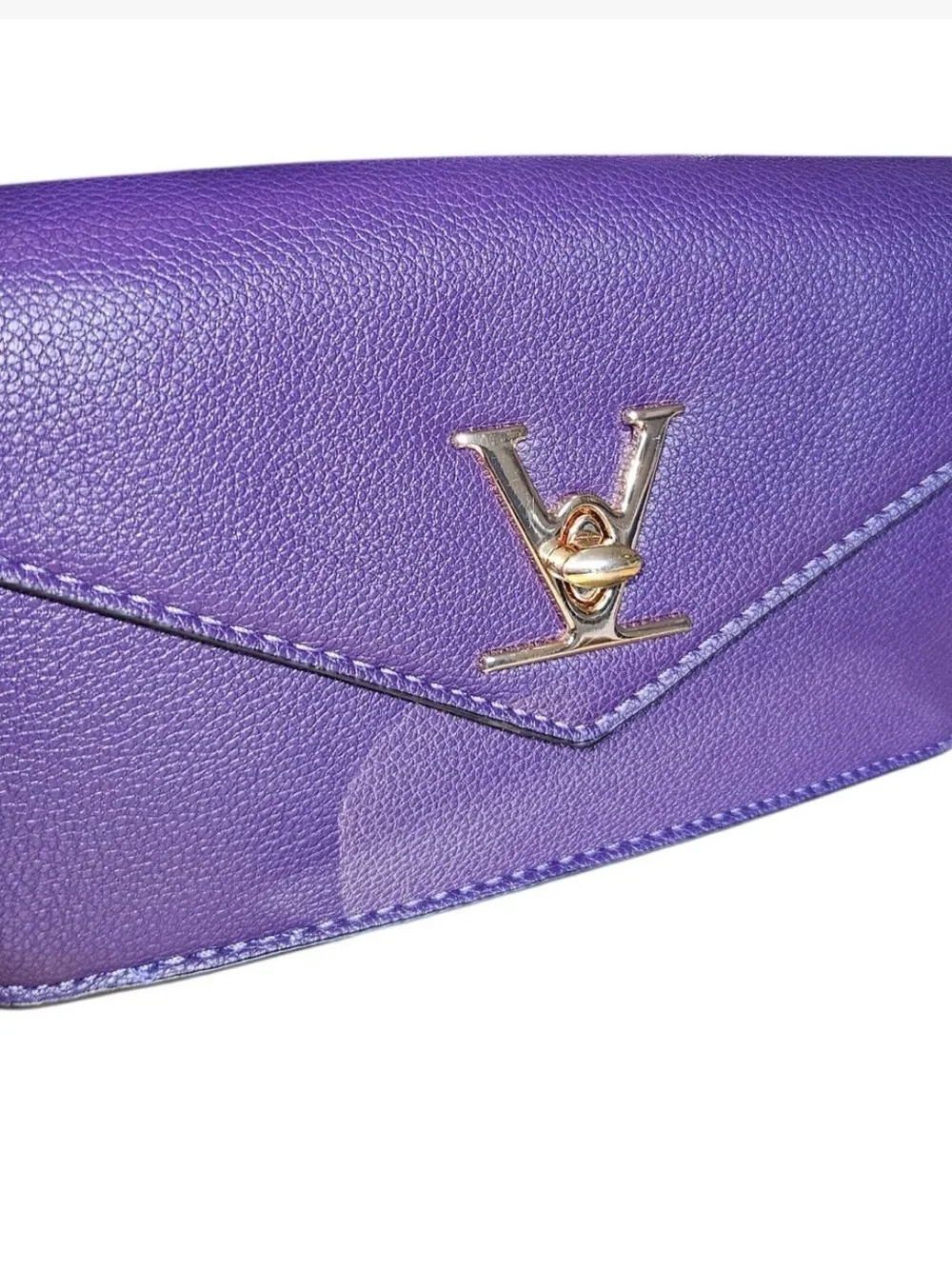 Luxury Purple Crossbody Wallet with Gold Chain